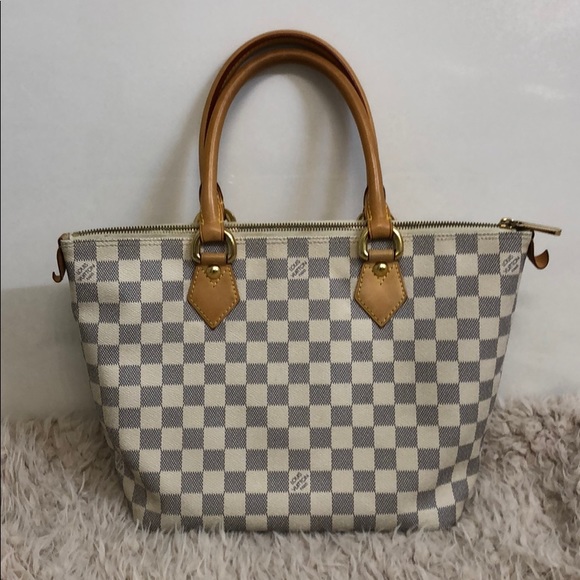 Louis Vuitton Handbags - Louis Vuitton Seleya